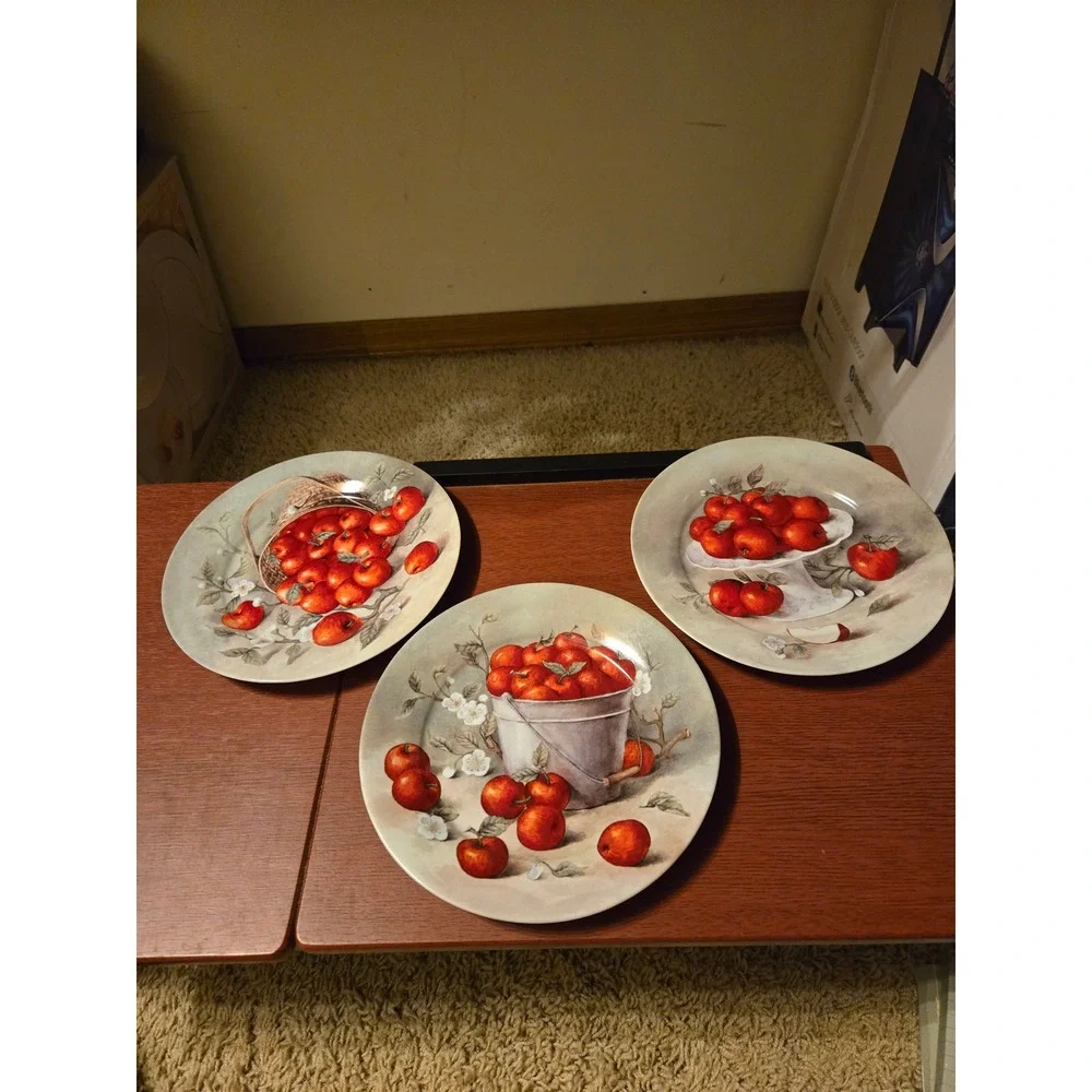 Set of 3 Vintage Style‎ Apple Harvest Decorative Ceramic Plates Farmhouse Decor